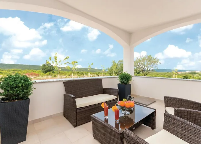 Three-bedroom In Tatil Evi
