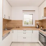 Σπίτι διακοπών Three-bedroom In Debeljak